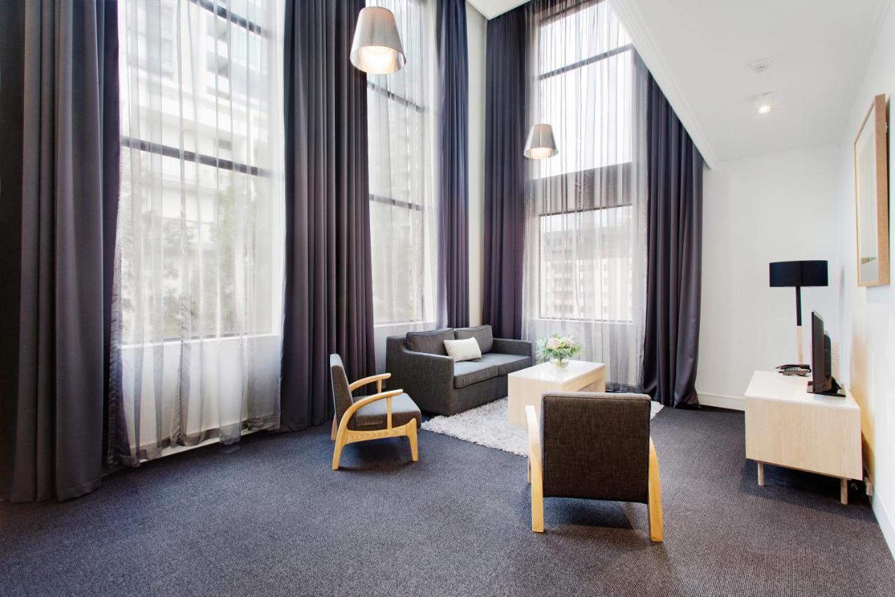 Mercure Melbourne Albert Park Exterior photo