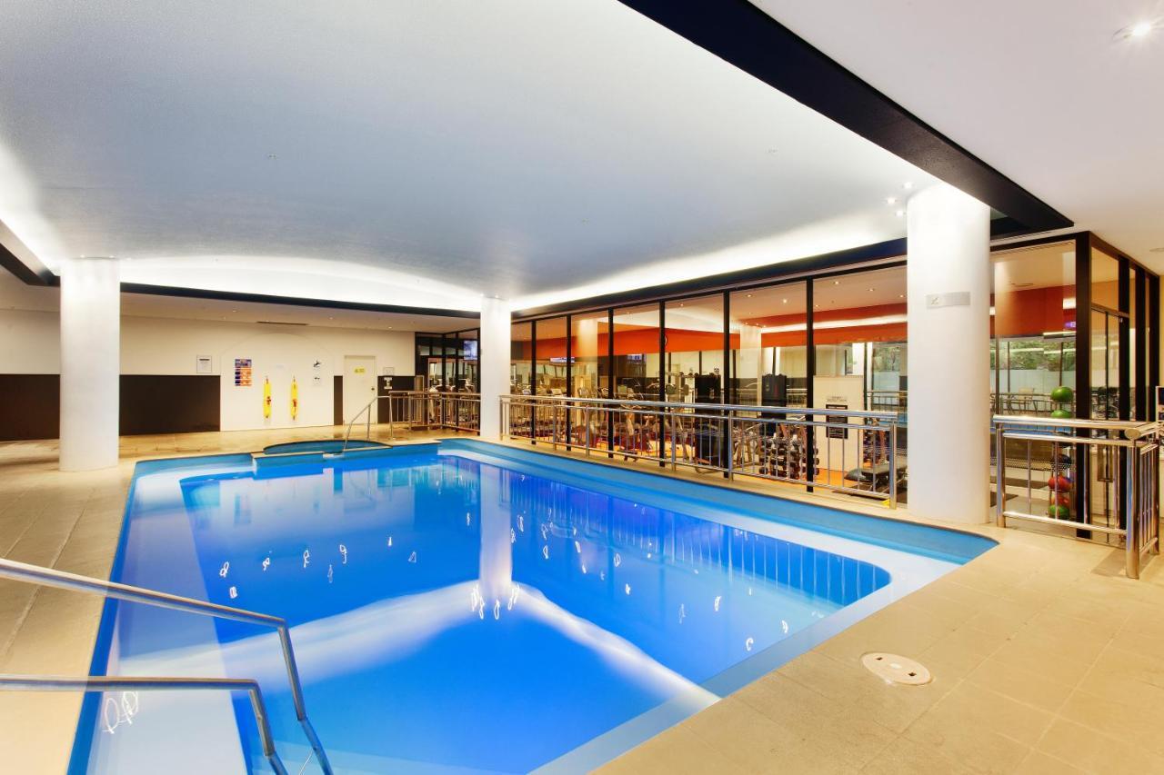 Mercure Melbourne Albert Park Exterior photo