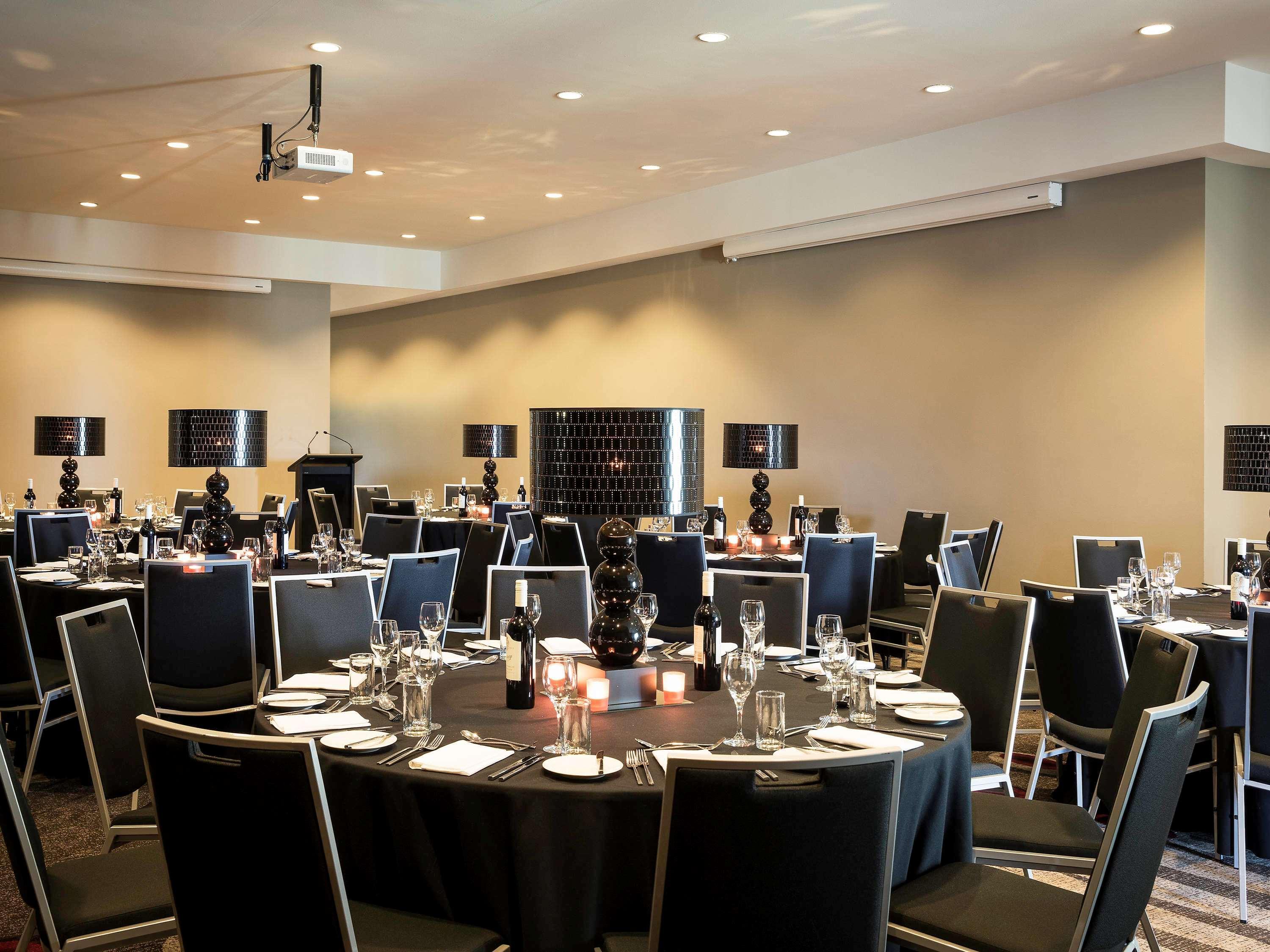 Mercure Melbourne Albert Park Exterior photo