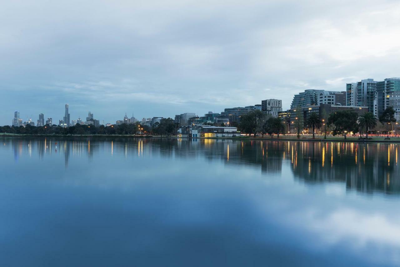 Mercure Melbourne Albert Park Hotel Exterior photo